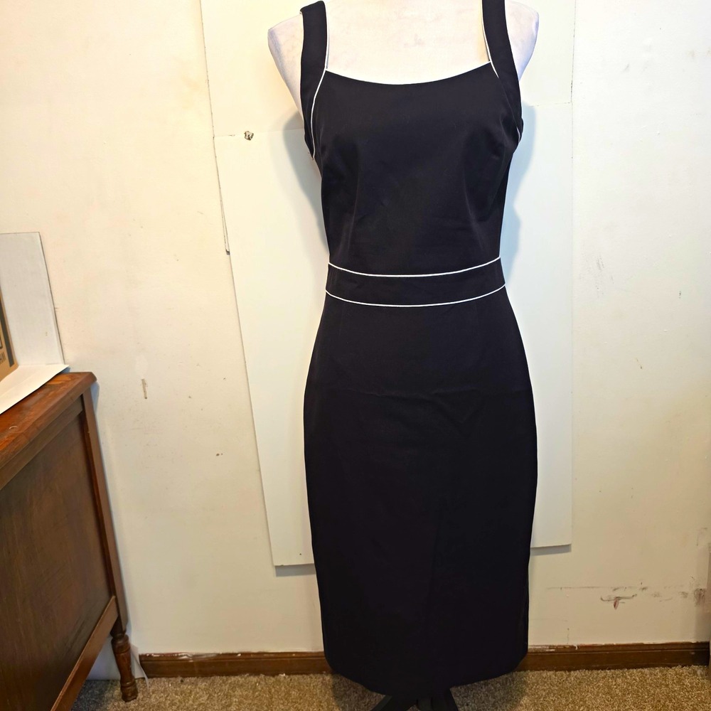 Banana Republic Women's Size 6 Tall Black Sheath Dress White Trim Career
